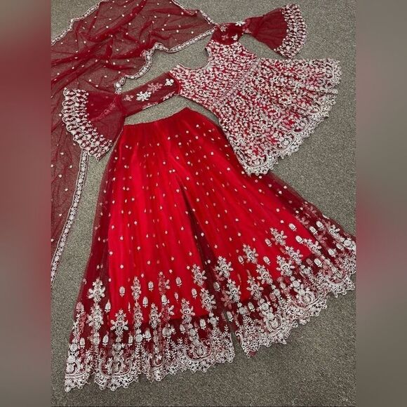 PARTY WEAR DRESS SALWAR KAMEEZ WEDDING DESIGNER BOLLYWOOD INDIAN NEW PAKISTANI - Picture 2 of 3